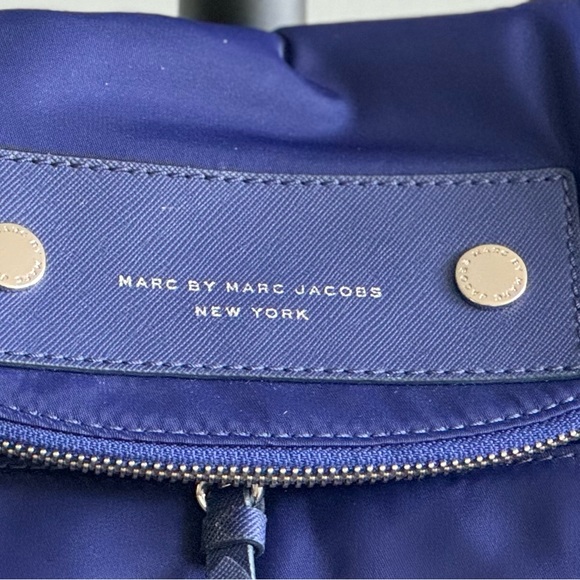 Marc by Marc Jacobs crossbody NWT! - Picture 2 of 12